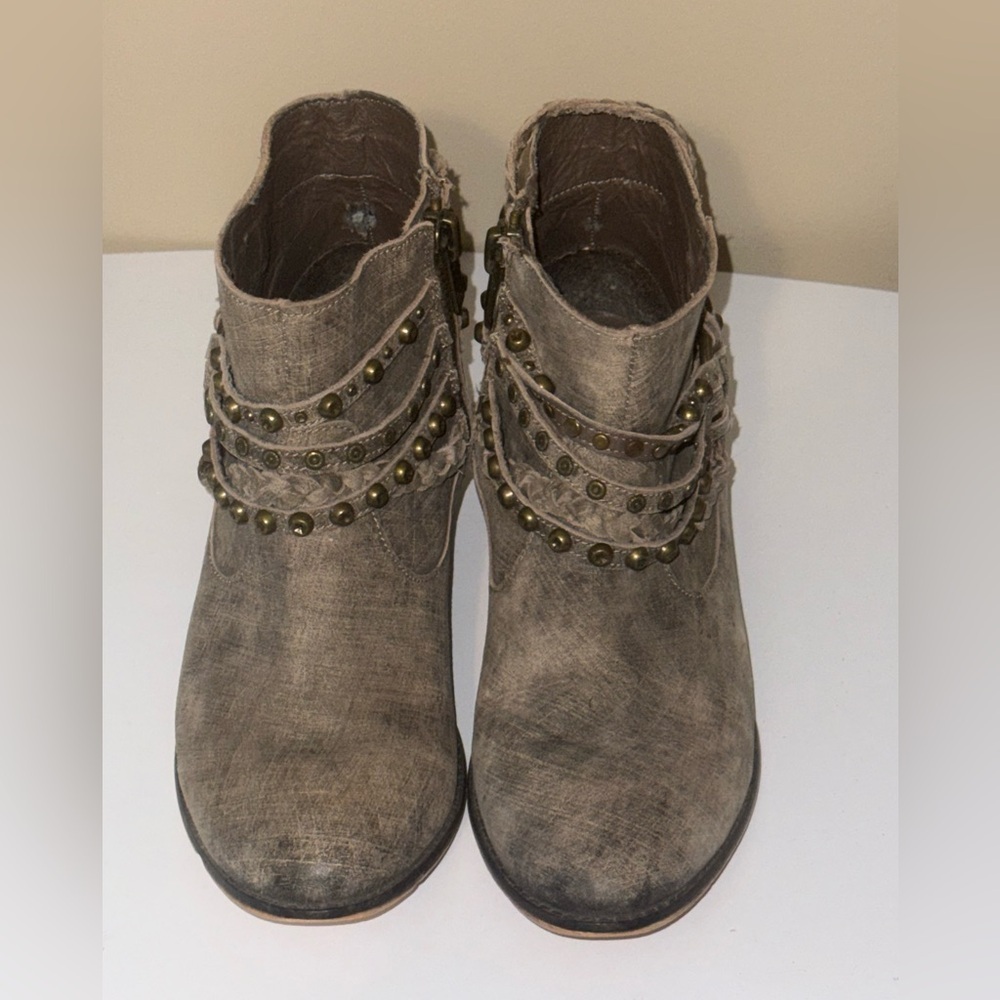 Naughty Monkey Studded Leather Ankle Boots Women’s 9.5 Boho Western Moto - Picture 4 of 10